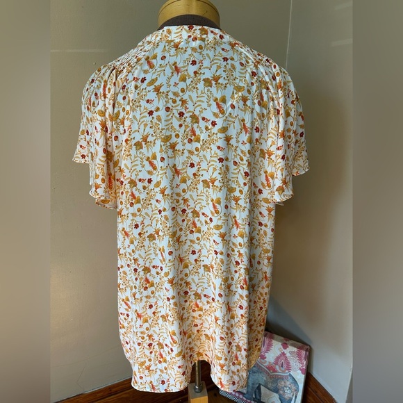 Rose & Olive Womens Button Down 2X Semi-Sheer Flutter Sleeve Floral - Picture 10 of 11